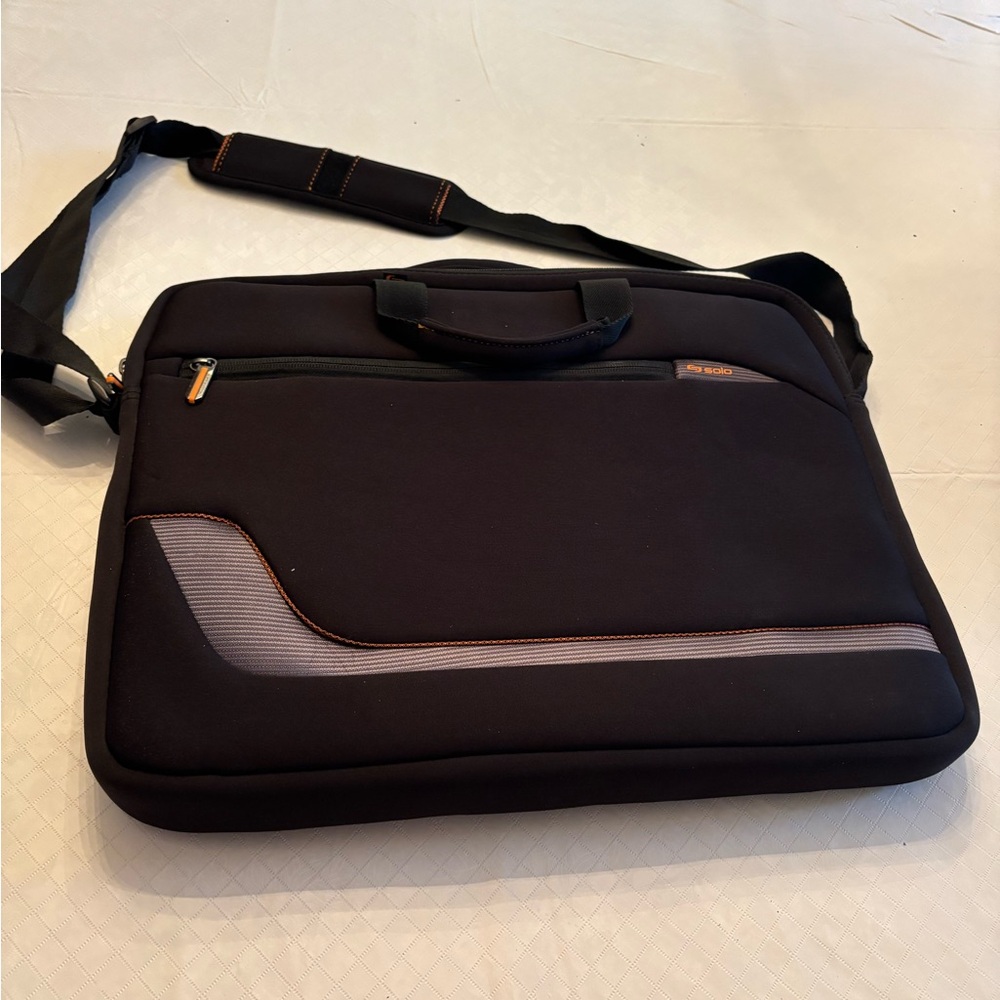 Solo Black and Gray Laptop Bag Durable Protective Design